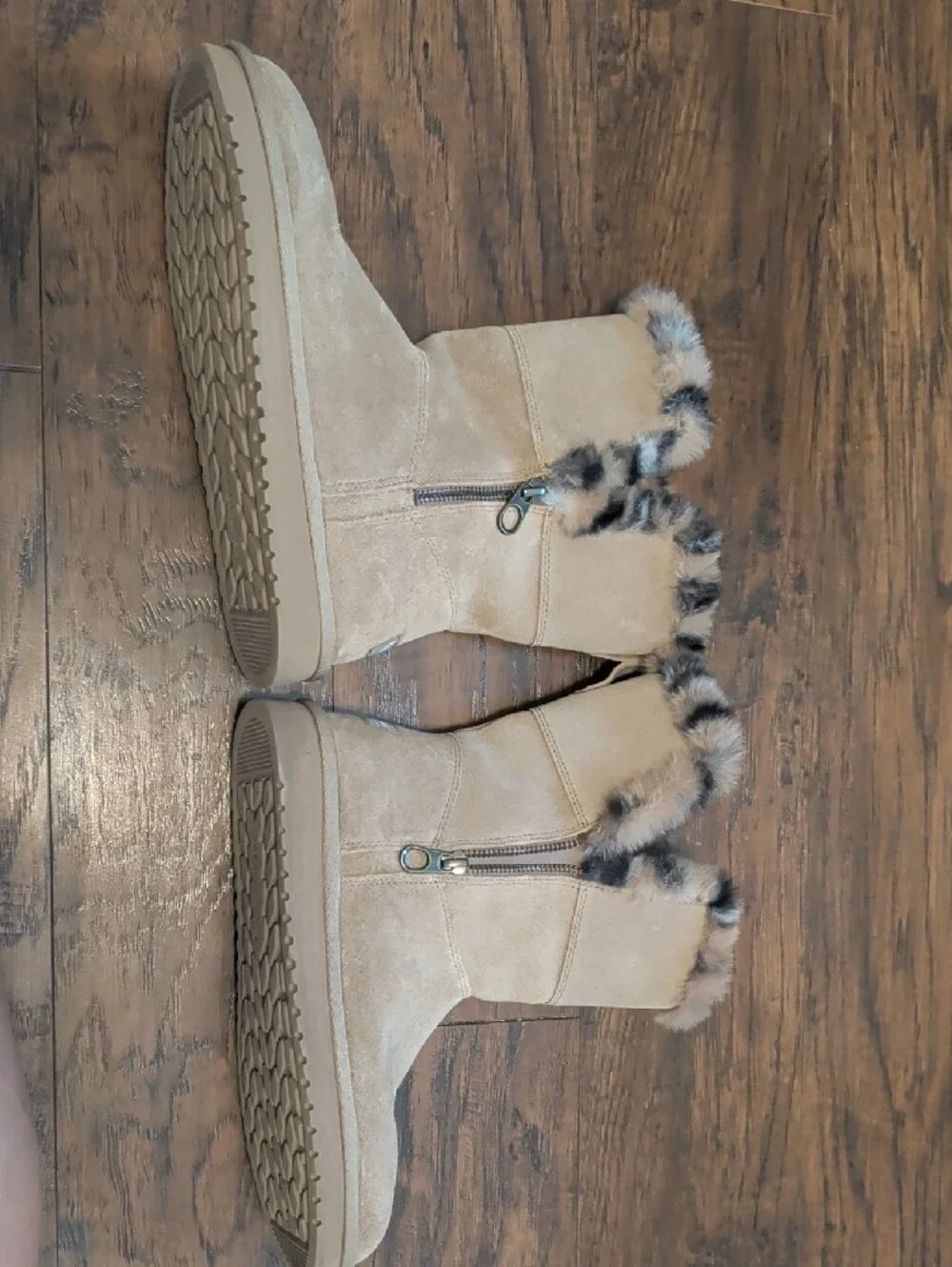 Plush Faux-Fur Trim Tan Winter Boots - Women